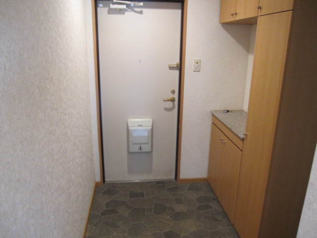 玄関　プラティーク谷上(Good Home)