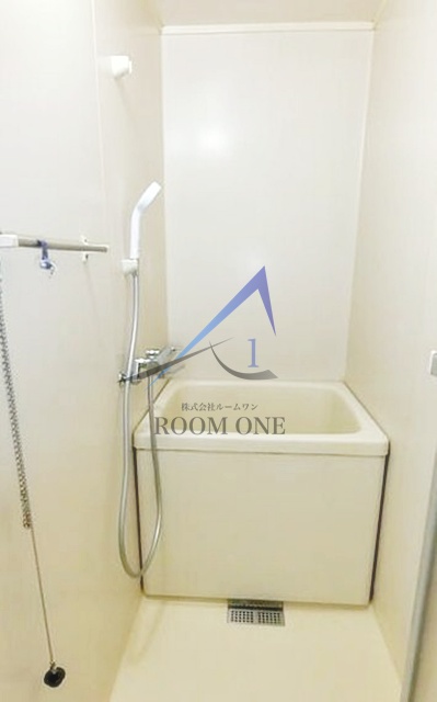 バス・シャワールーム　お風呂です。