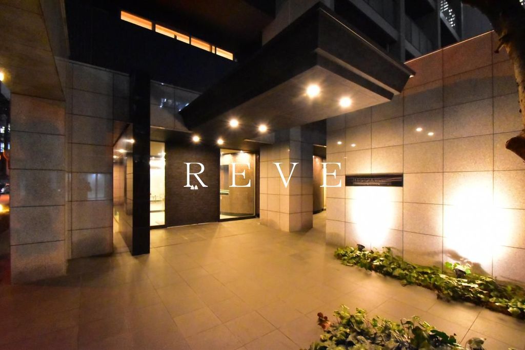 建物外観　エントランス