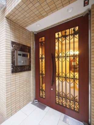 エントランス　★見学予約受付中★