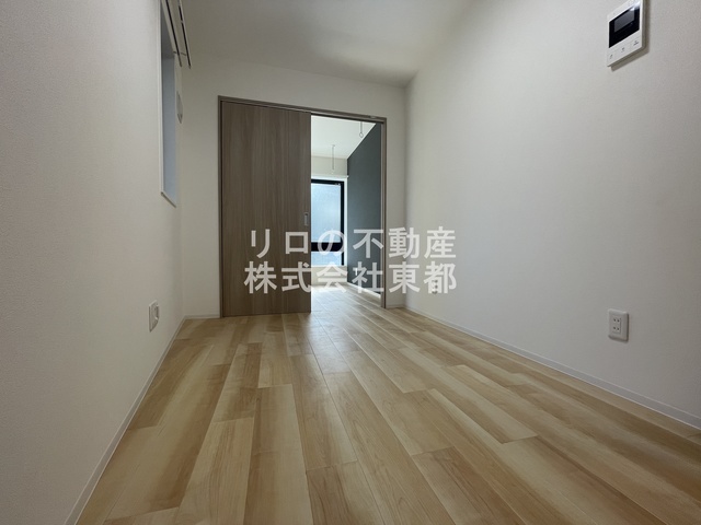 居室・リビング　広いリビングでゆったりくつろげる憩いの空間♪