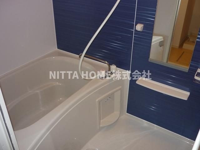 バス・シャワールーム　浴室乾燥機も設置済み◎