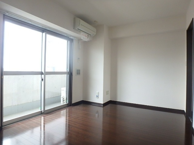 居室・リビング　図面と現状に相違がある場合には現状を優先