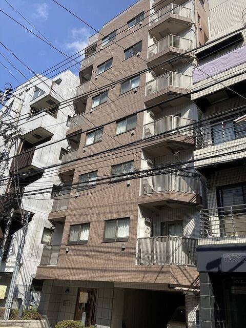 建物外観　オートロック完備