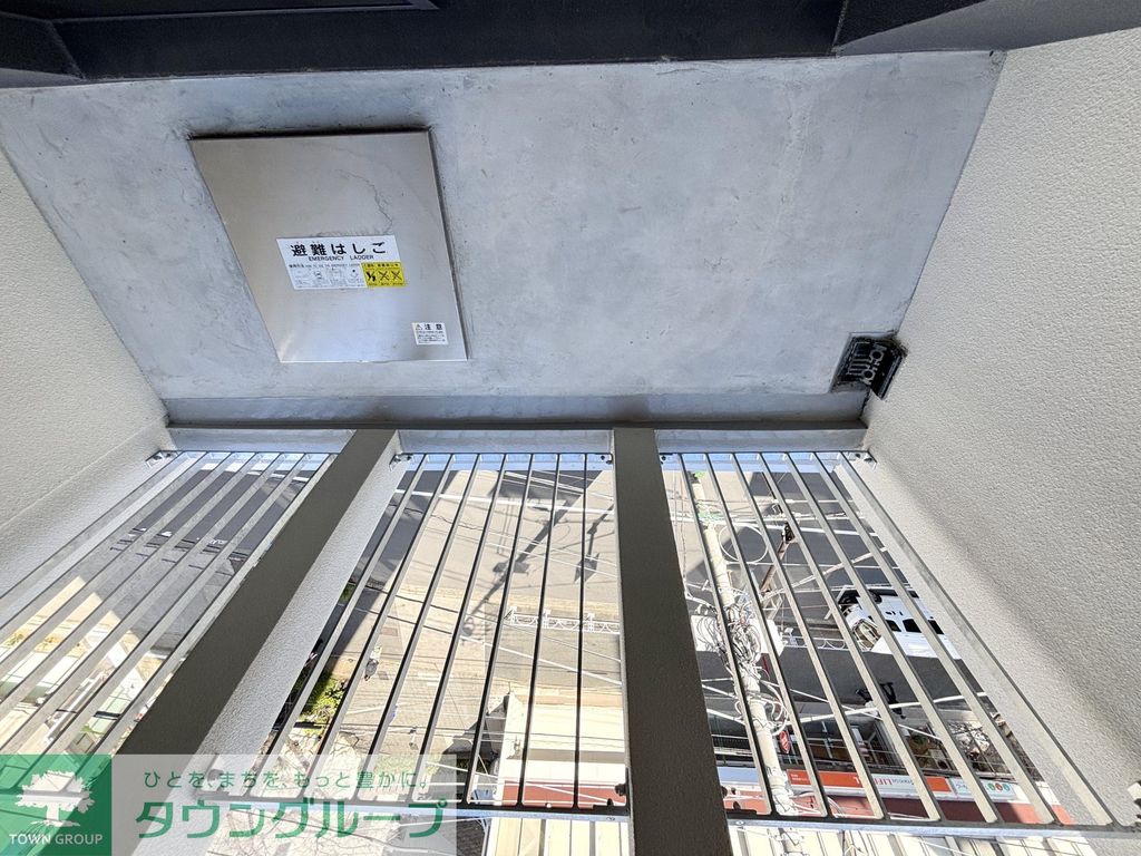 バルコニー　バルコニー