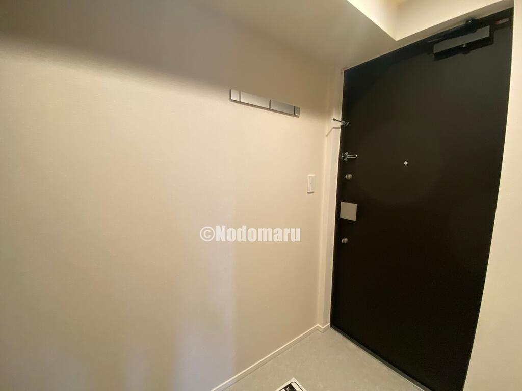 玄関　※写真は同タイプ別部屋となります