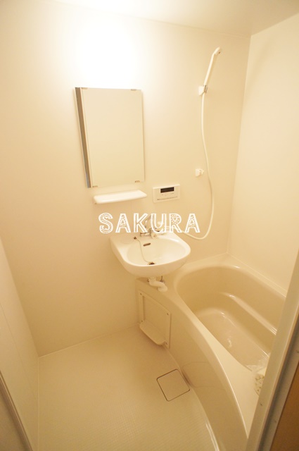 バス・シャワールーム　日々の疲れを癒すお風呂です♪