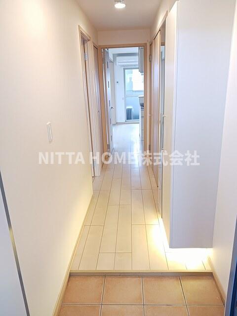 玄関　シューズボックス付きの玄関です！