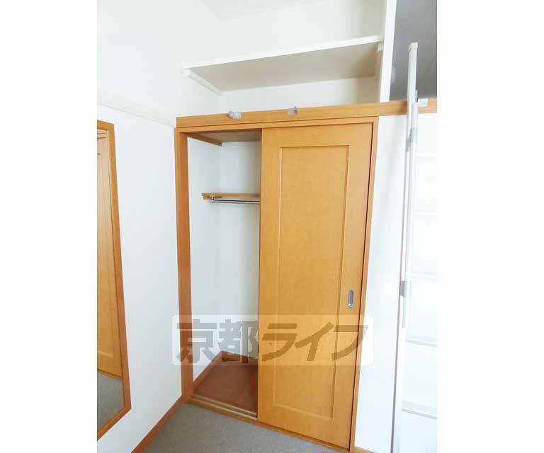 収納　ロフトもついているので収納力があります