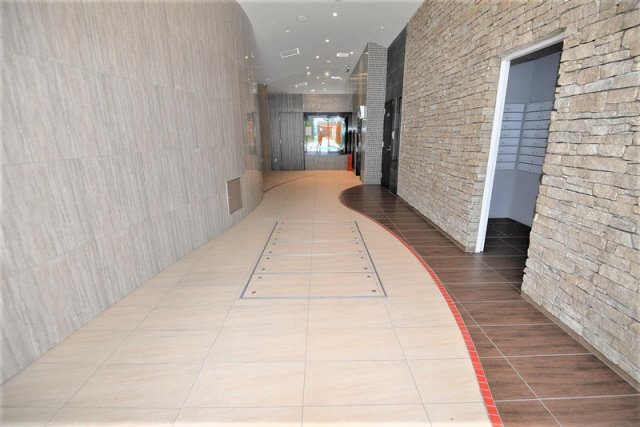 ロビー　落ち着いたロビーです