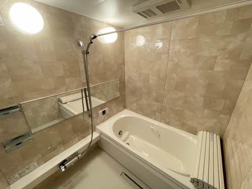 バス・シャワールーム　浴室