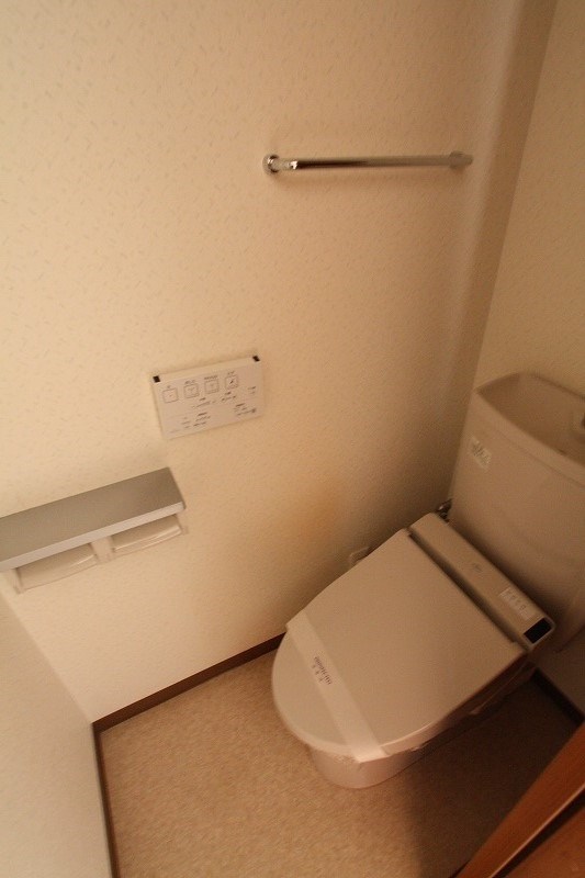 トイレ　※他部屋参照・現況優先