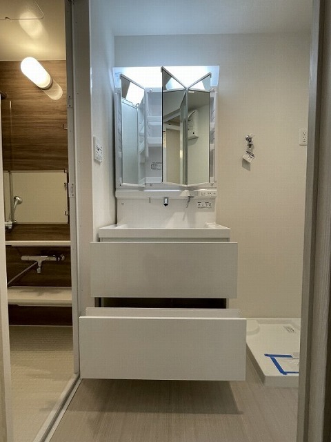 洗面設備　独立洗面台