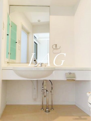 洗面設備　独立洗面台です。