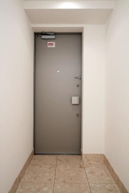 玄関　※写真は同タイプ住戸です。