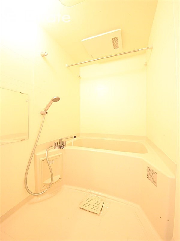 バス・シャワールーム　バスルーム