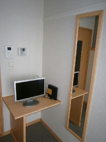 その他　TVと姿見