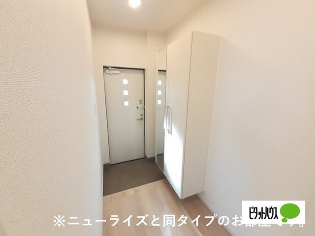 玄関　同型モデル