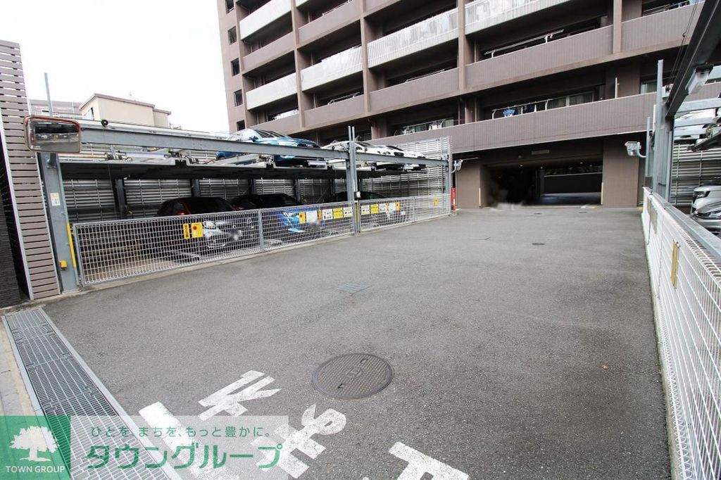 駐車場　駐車場