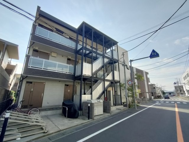 建物外観　★最上階★角部屋★温水洗浄便座★2口コンロ★都市ガス★