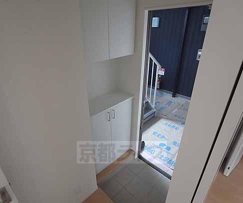 玄関　靴もたっぷり収納可能です
