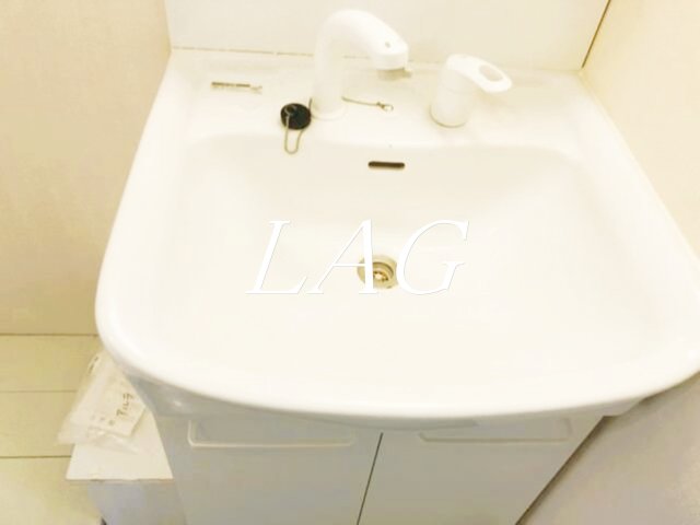 洗面設備　独立洗面台です。