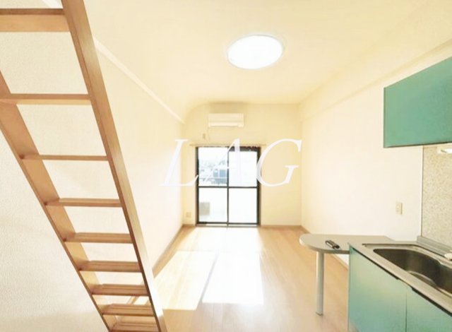 居室・リビング　洋室のお部屋です。