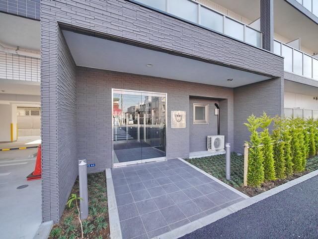 エントランス　★お洒落なエントランスです★