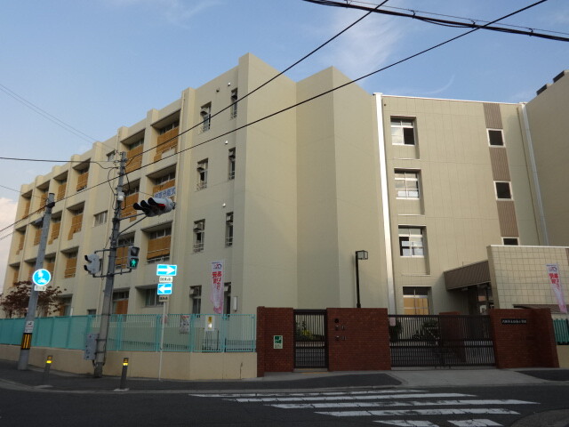 小学校　大阪市立歌島小学校（小学校）まで350m
