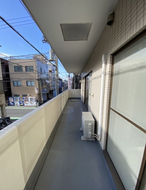 バルコニー