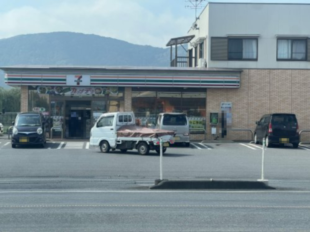 コンビニ　セブン‐イレブン　岩間泉店（コンビニ）まで3745m