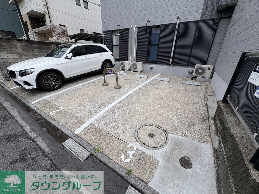 駐車場　駐車場
