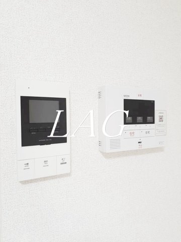 セキュリティ　モニター付きインターホンです。
