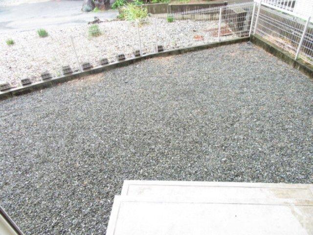庭　専用庭