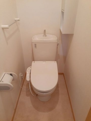トイレ　ゆったりとした空間のトイレです