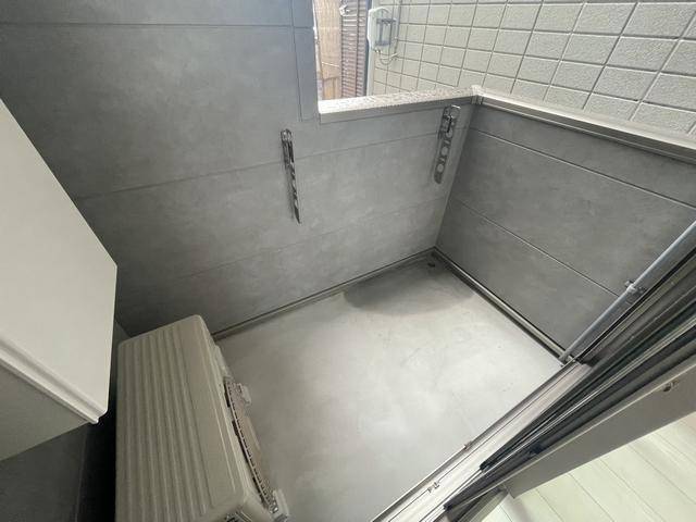 バルコニー　南向きで日当たり良好です。