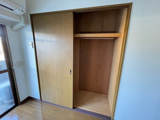 収納　※別部屋の写真です
