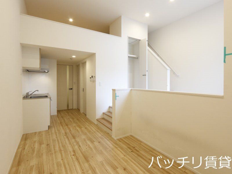収納　画像は別号室の為、現状を優先いたします