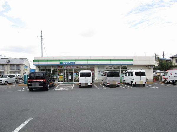 コンビニ　ファミリーマート田柄一丁目店（コンビニ）まで370m