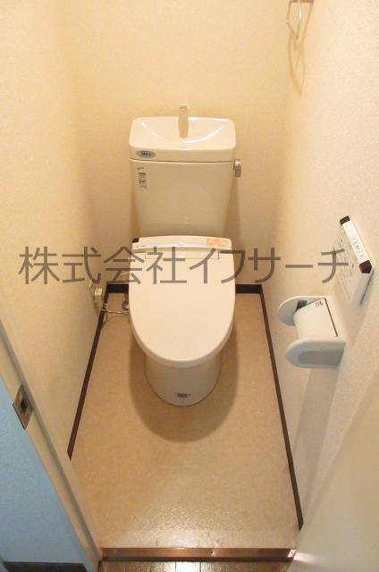 トイレ　温水洗浄便座　当社担当撮影