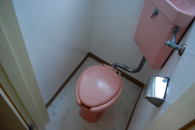 トイレ　トイレもきれいです