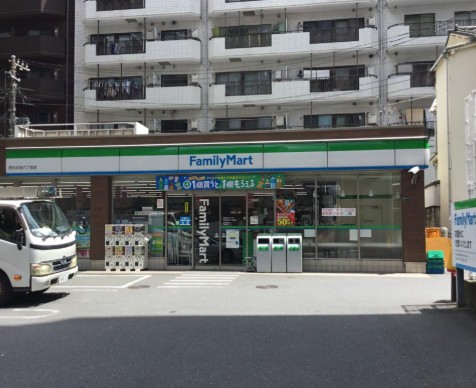 コンビニ　ファミリーマート西五反田六丁目店（コンビニ）まで183m