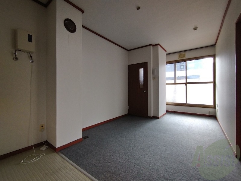 居室・リビング　広くてキレイなお部屋が広がっていて、充実した生活が送れそう。