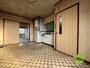 居室・リビング　明るいお部屋は気持ちよく過ごせそうですね。