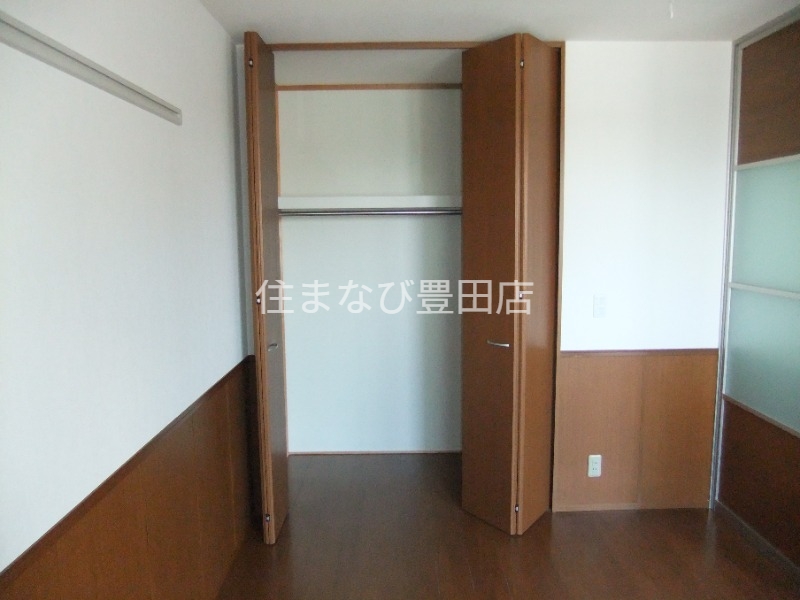 収納　同型タイプ