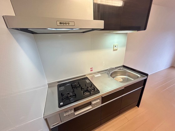 キッチン　※別部屋の写真です