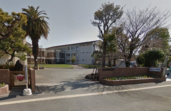 小学校　宮崎市立恒久小学校（小学校）まで861m