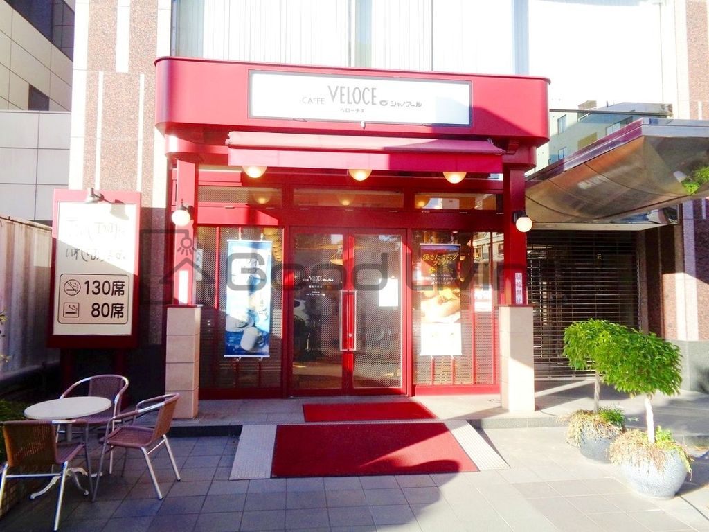 飲食店　カフェ・ベローチェ福岡赤坂店（飲食店）まで440m