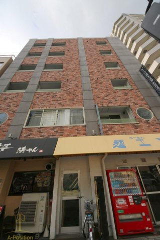 建物外観　メルシアター