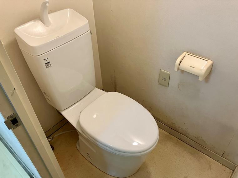 トイレ　落ち着いたトイレです